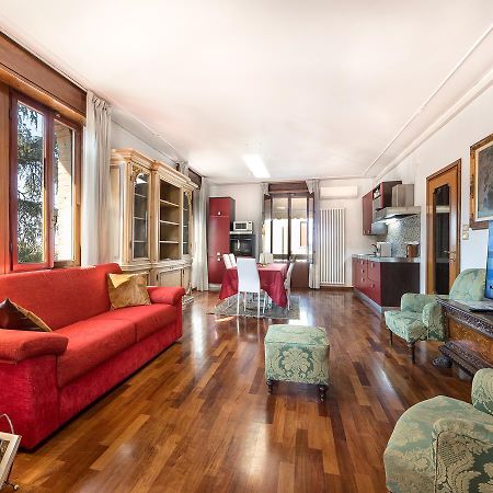 Residenza Le Dimore Centro Βερόνα Εξωτερικό φωτογραφία
